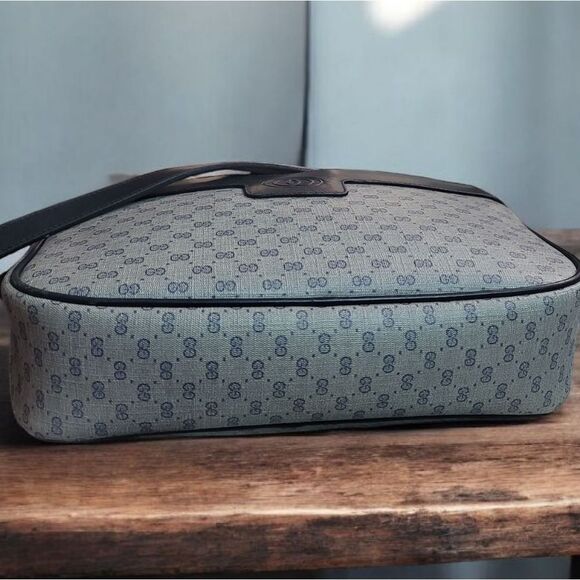 Gucci Navy Blue Canvas Supreme Micro GG Blue Trim Crossbody Bag VINTAGE - Picture 6 of 16